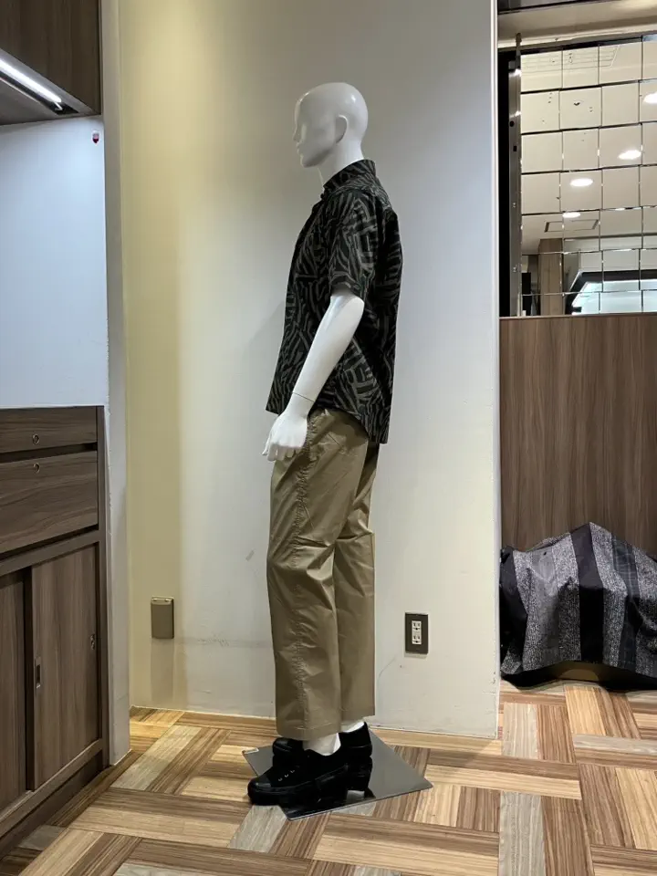 JOSEPH ABBOUD スタッフ コーディネート画像