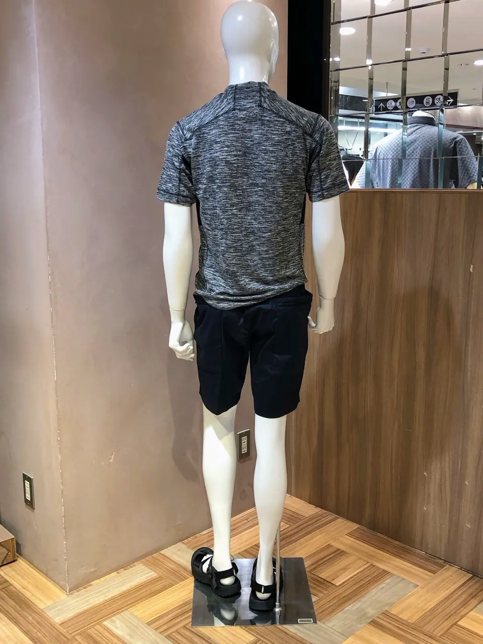 JOSEPH ABBOUD 森部 コーディネート画像