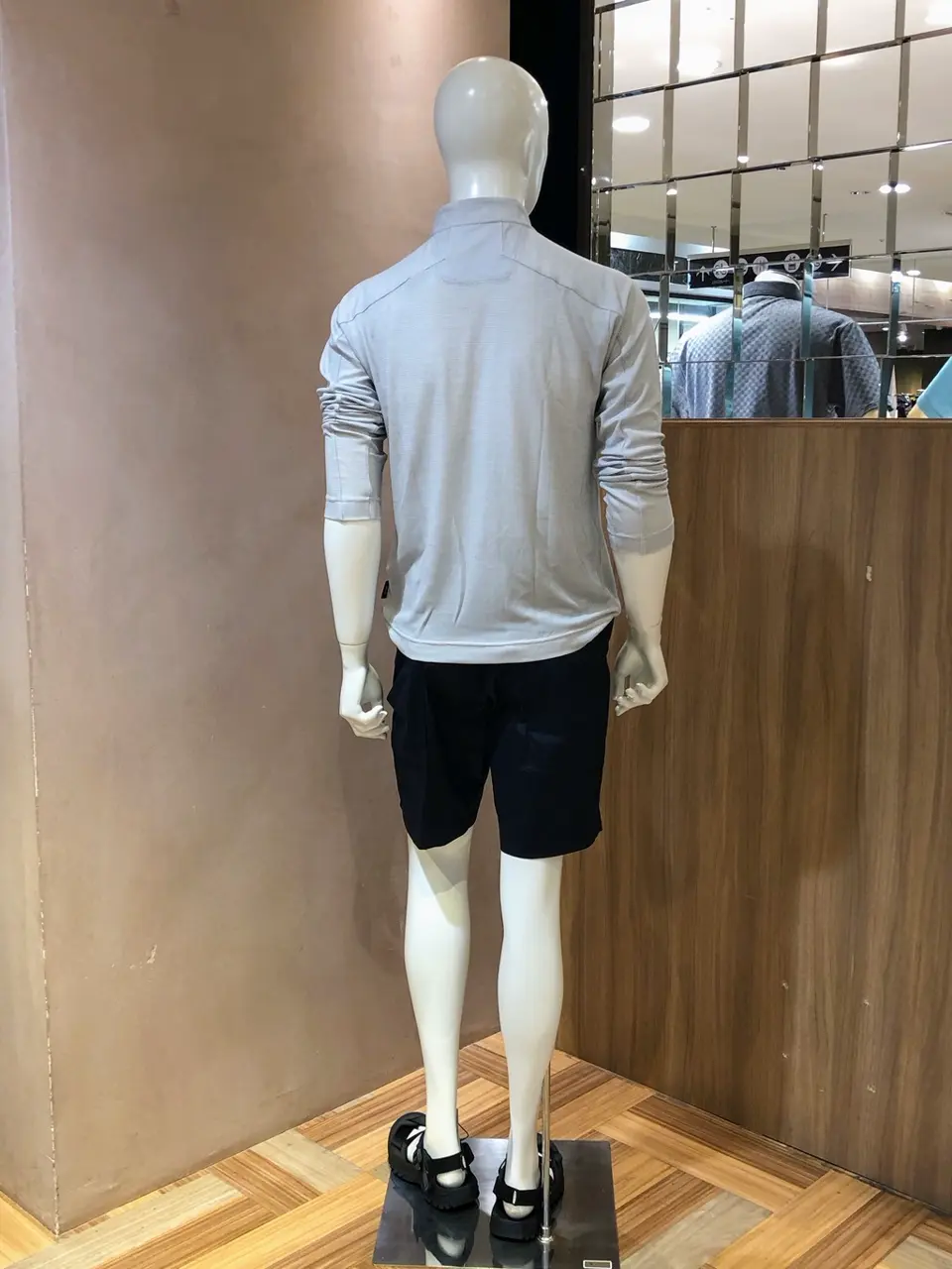 JOSEPH ABBOUD 小城 コーディネート画像