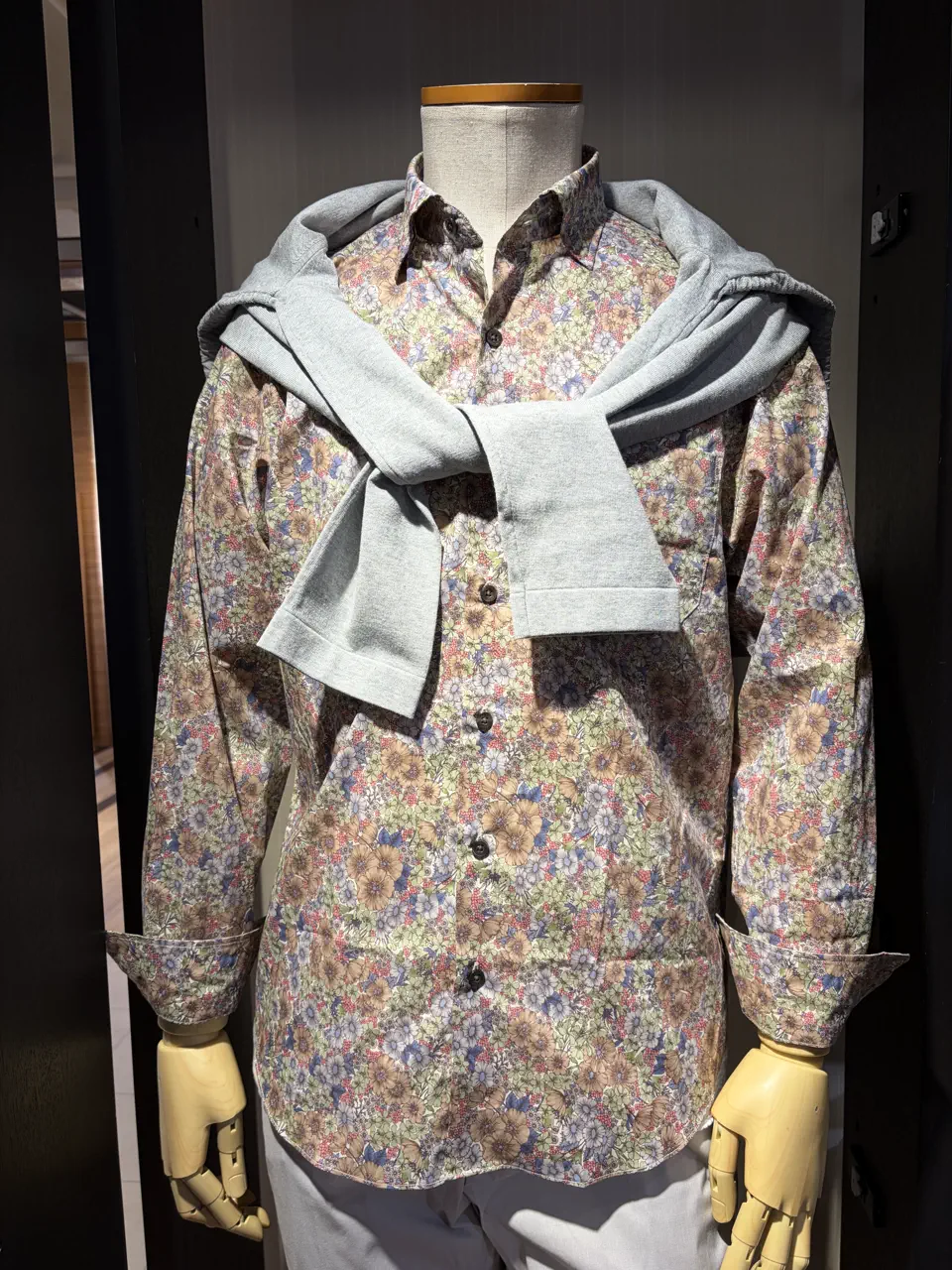 JOSEPH ABBOUD 山口 コーディネート画像