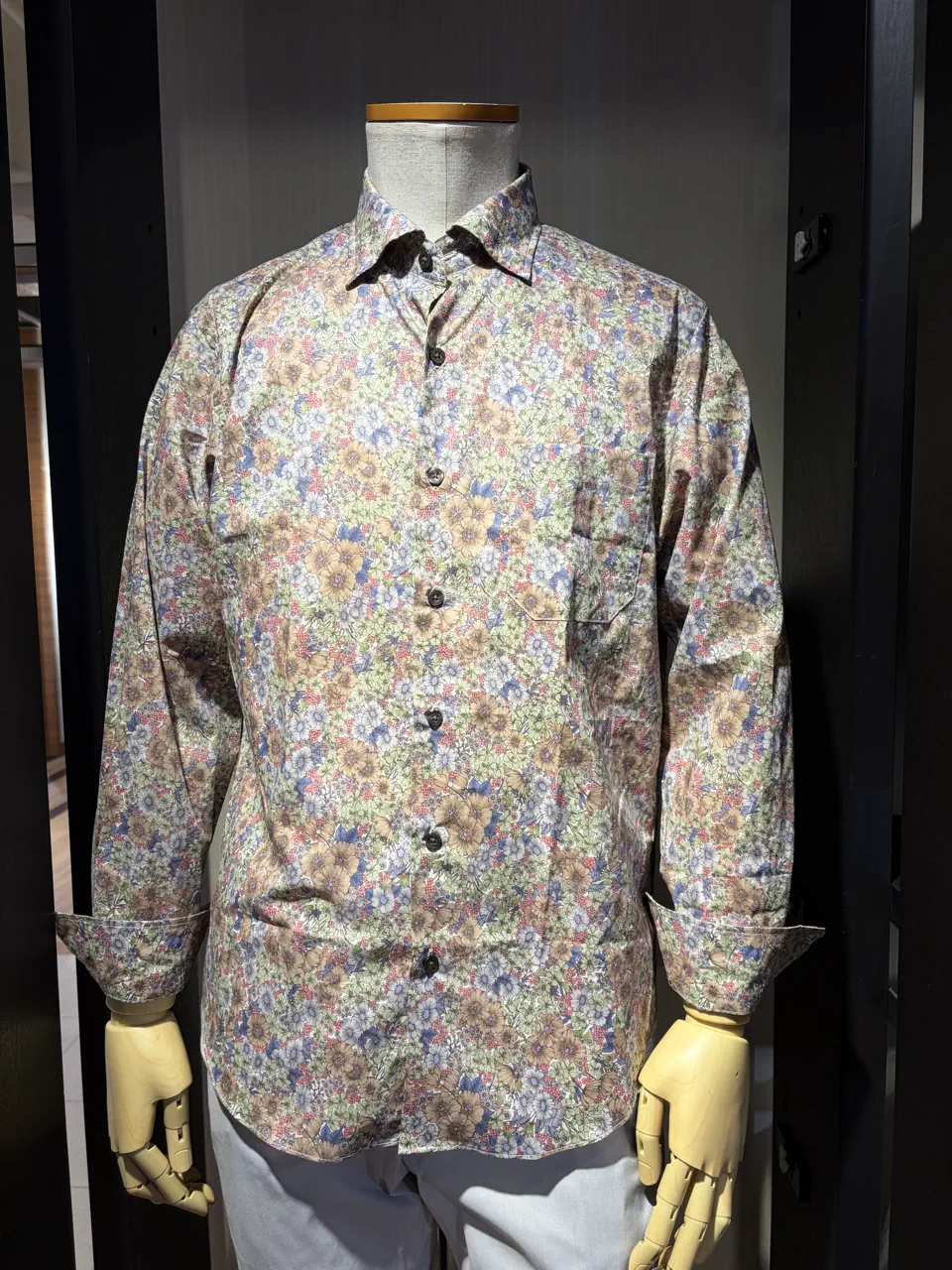 JOSEPH ABBOUD 山口 コーディネート画像