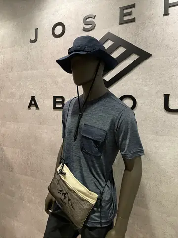 JOSEPH ABBOUD 東　 コーディネート画像