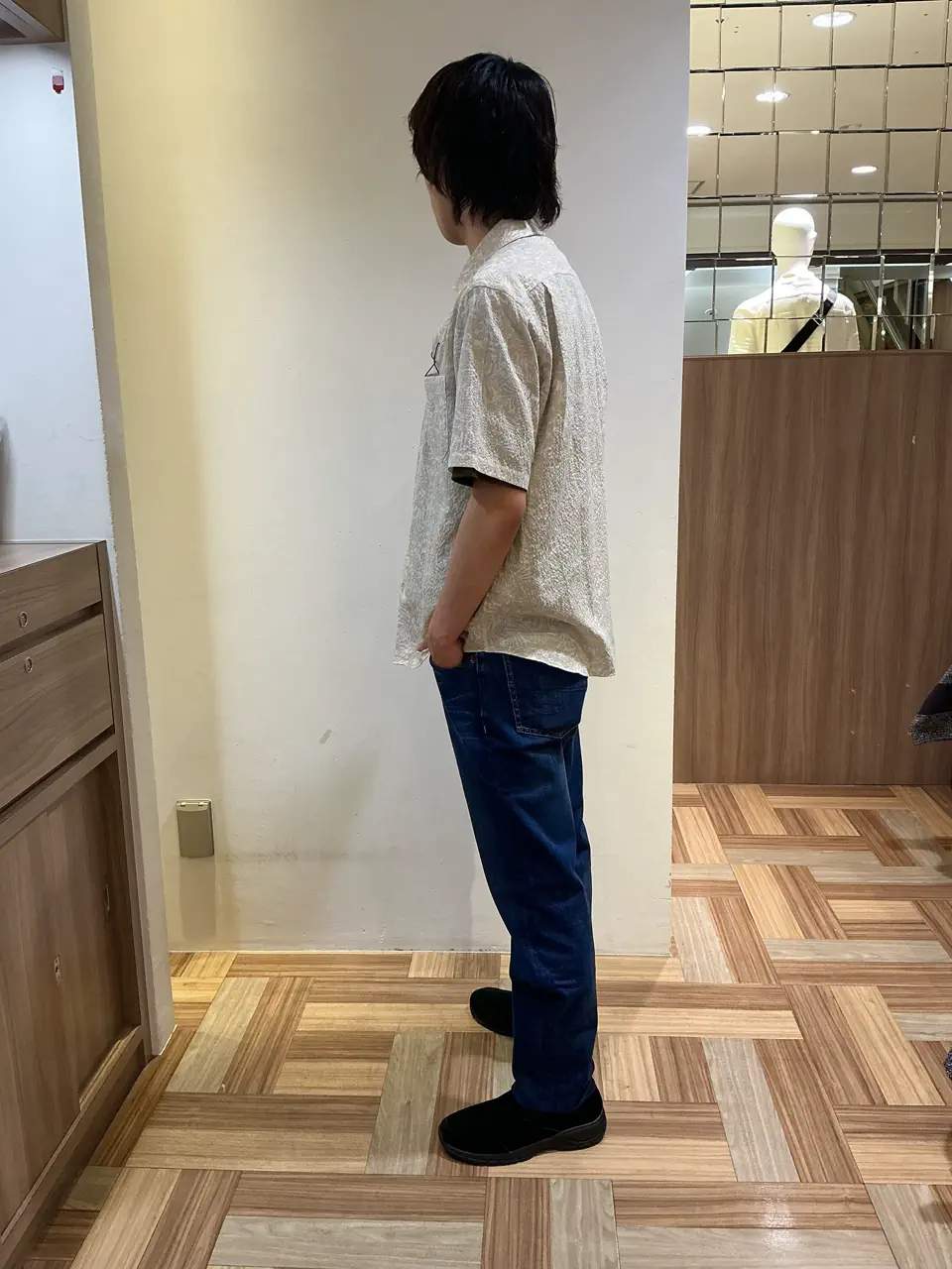 JOSEPH ABBOUD カイリ コーディネート画像