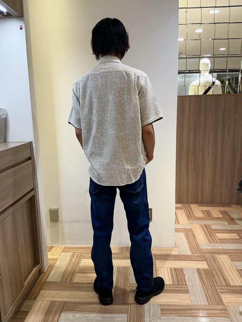 JOSEPH ABBOUD カイリ コーディネート画像