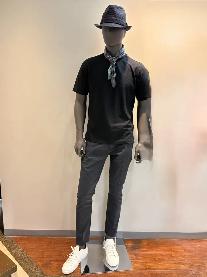 JOSEPH ABBOUD 坪井 コーディネート画像