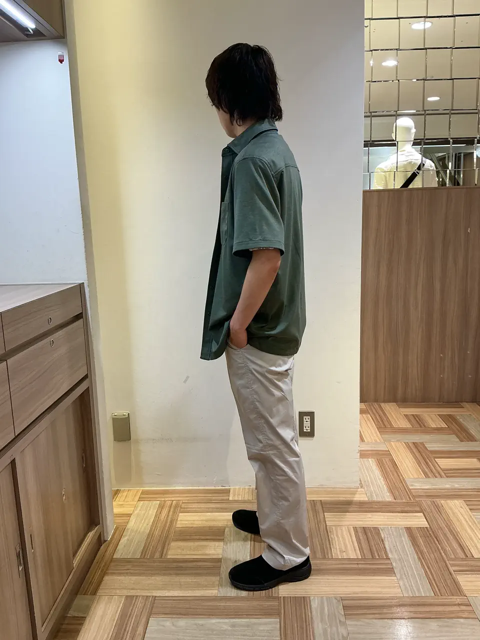 JOSEPH ABBOUD カイリ コーディネート画像