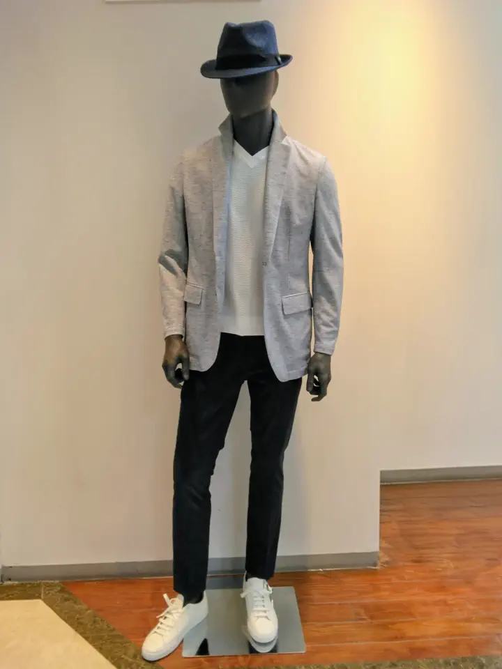 JOSEPH ABBOUD 　伊丹 コーディネート画像