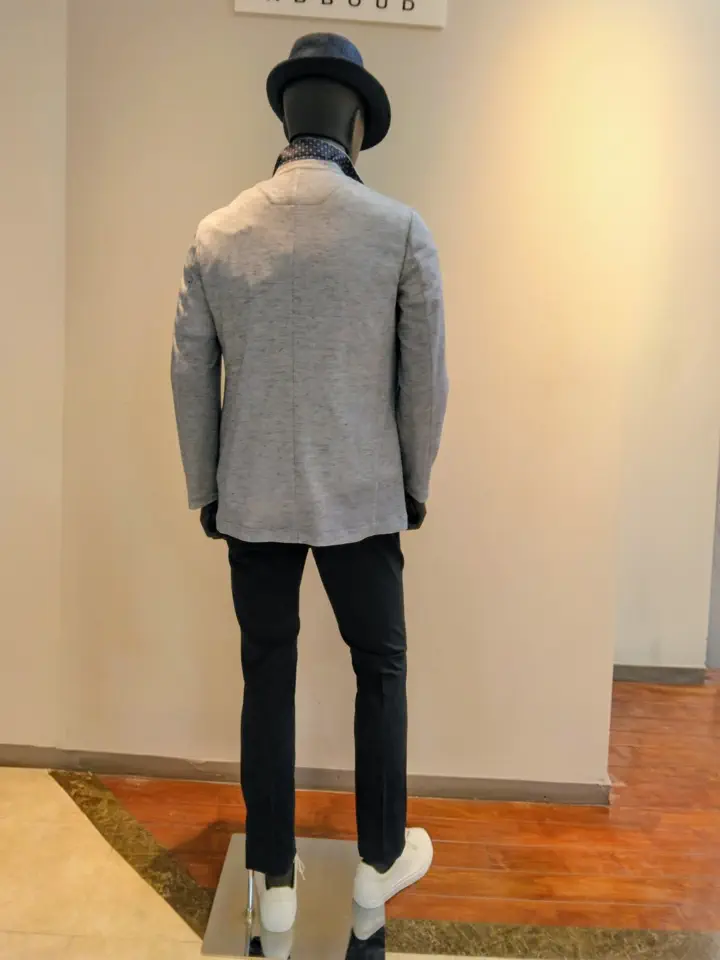 JOSEPH ABBOUD 　伊丹 コーディネート画像