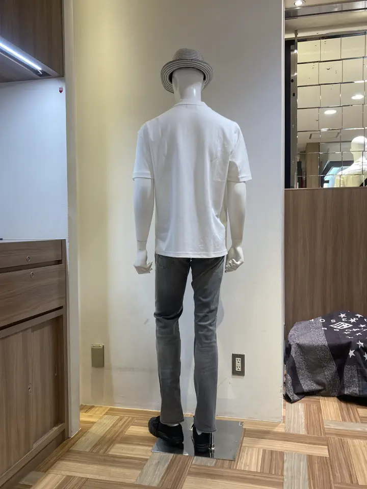 JOSEPH ABBOUD スタッフ コーディネート画像