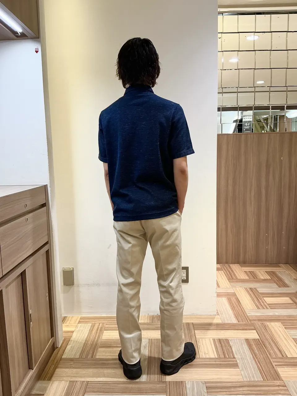 JOSEPH ABBOUD カイリ コーディネート画像