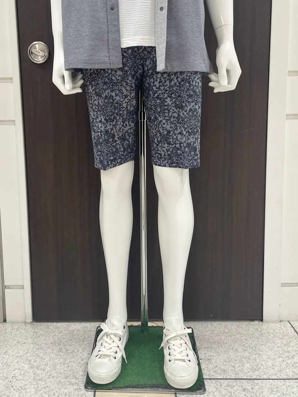 JOSEPH ABBOUD 松山 コーディネート画像