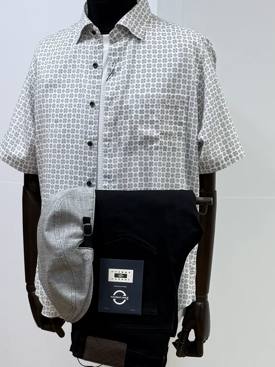 JOSEPH ABBOUD 吉村 コーディネート画像