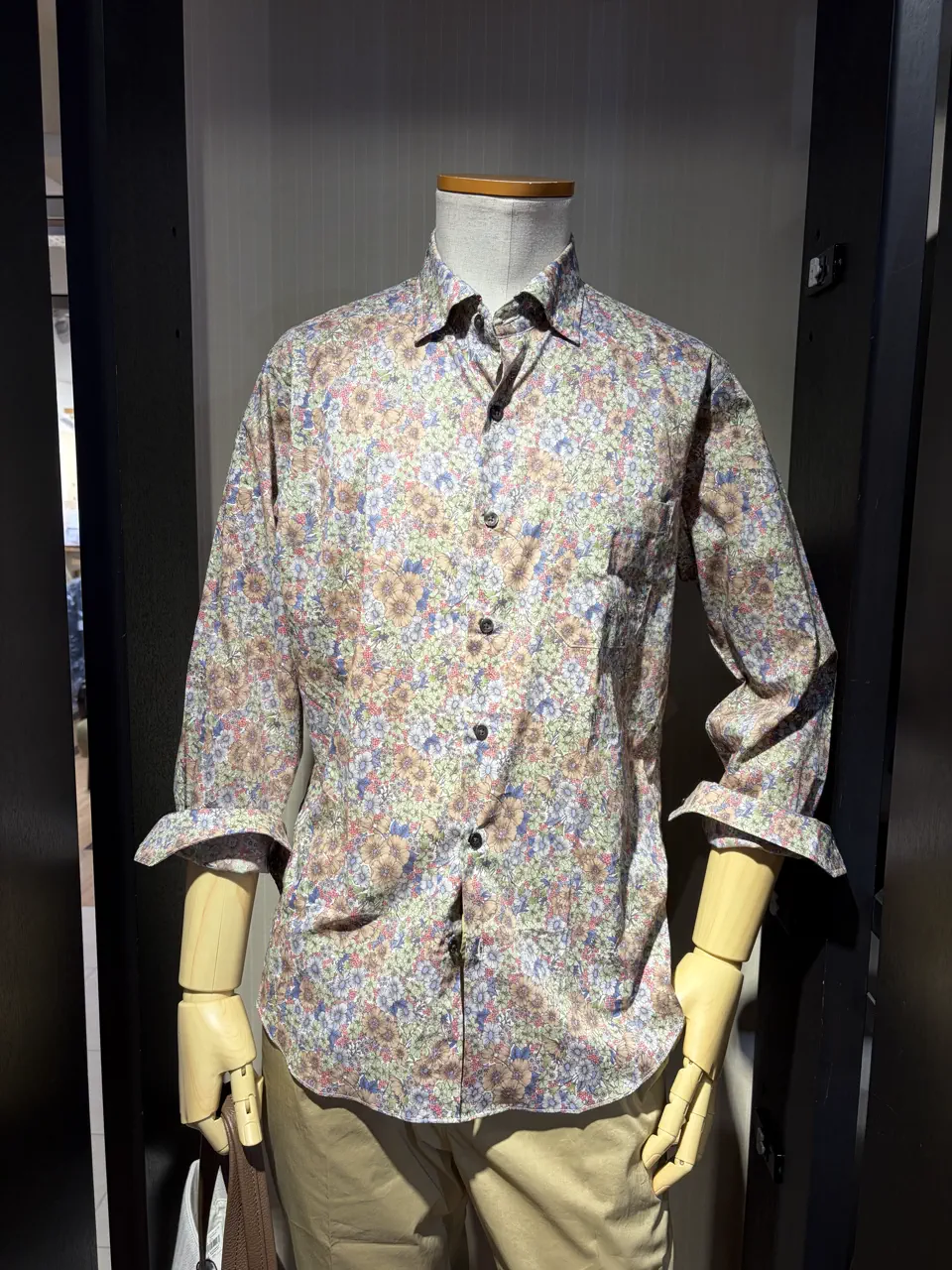 JOSEPH ABBOUD 山口 コーディネート画像