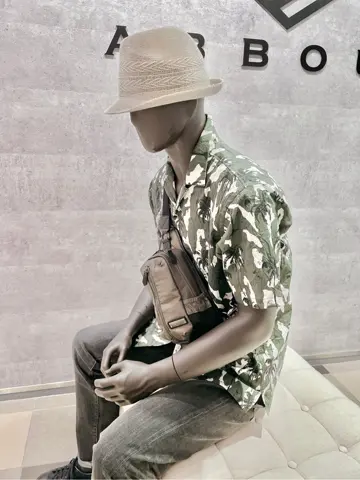 JOSEPH ABBOUD 二澤 コーディネート画像