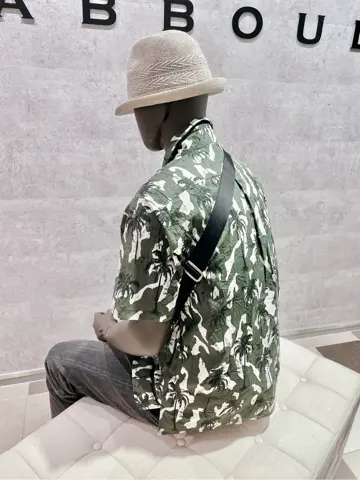 JOSEPH ABBOUD 二澤 コーディネート画像