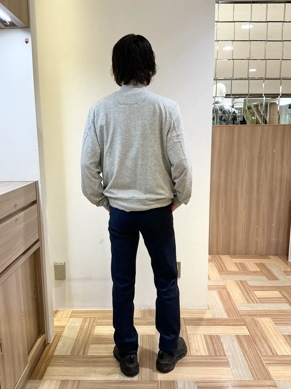 JOSEPH ABBOUD カイリ コーディネート画像