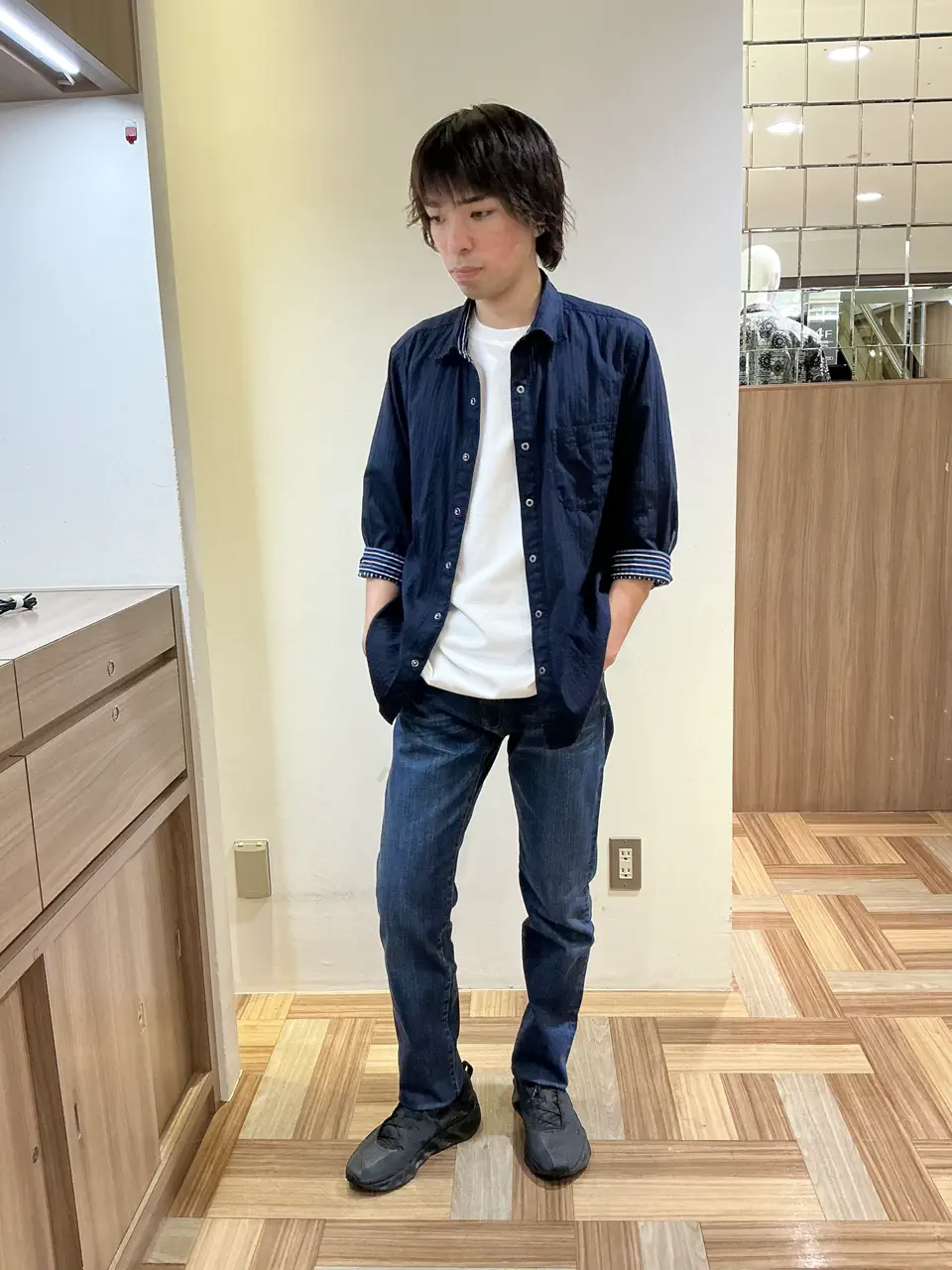 JOSEPH ABBOUD カイリ コーディネート画像