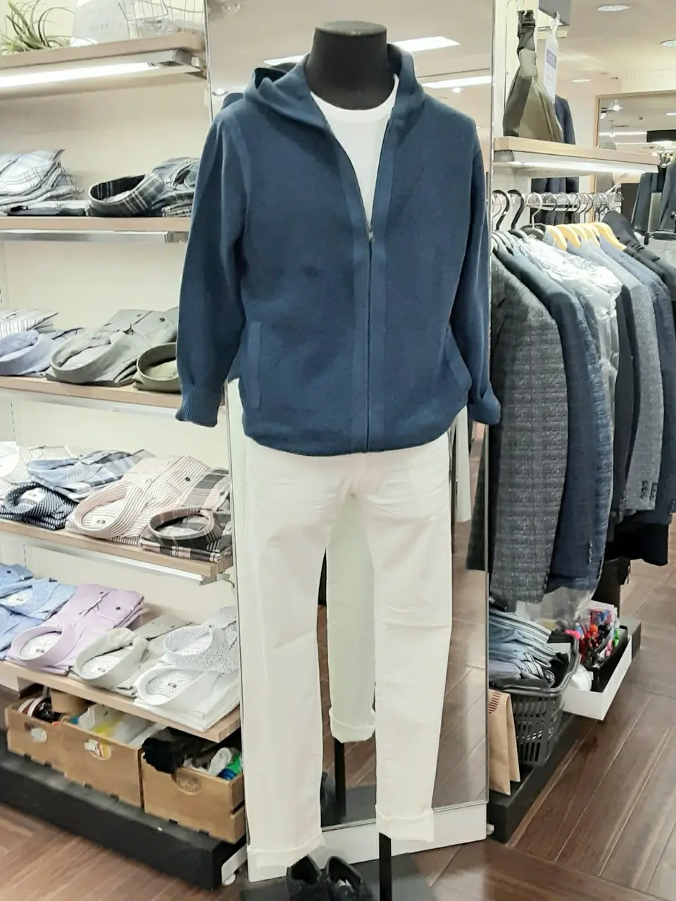 JOSEPH ABBOUD 中島 コーディネート画像