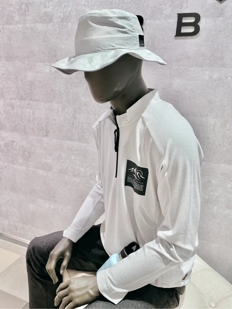 JOSEPH ABBOUD 二澤 コーディネート画像