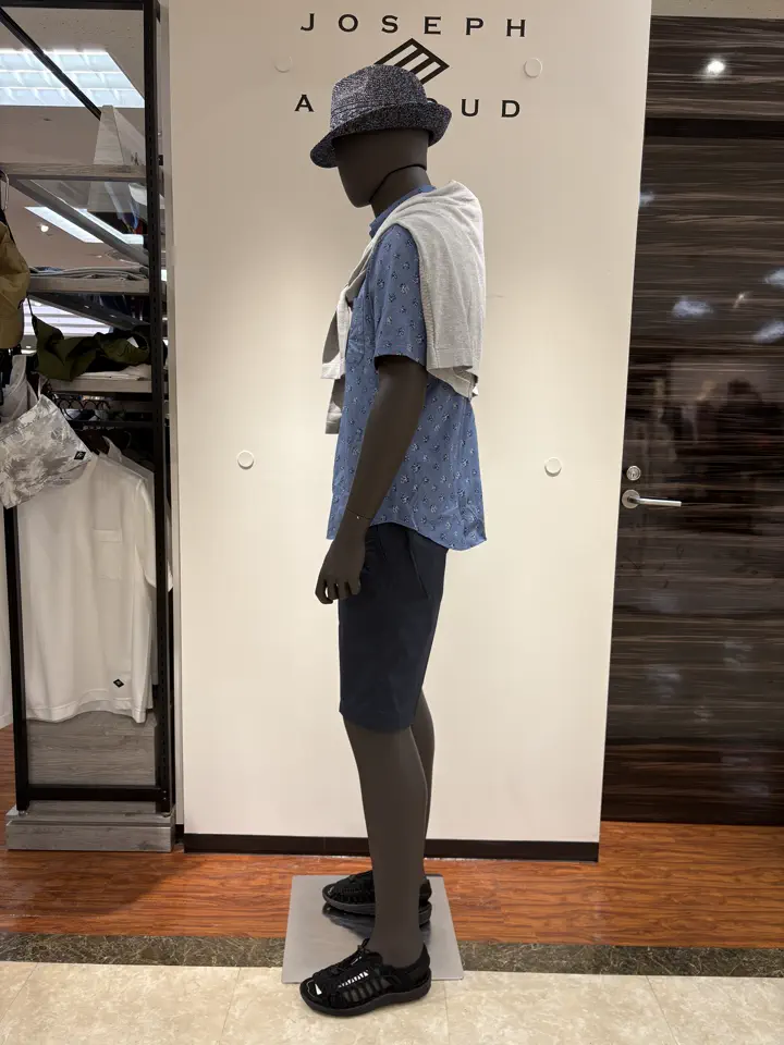 JOSEPH ABBOUD 碇 コーディネート画像