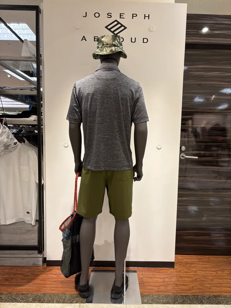 JOSEPH ABBOUD 碇 コーディネート画像