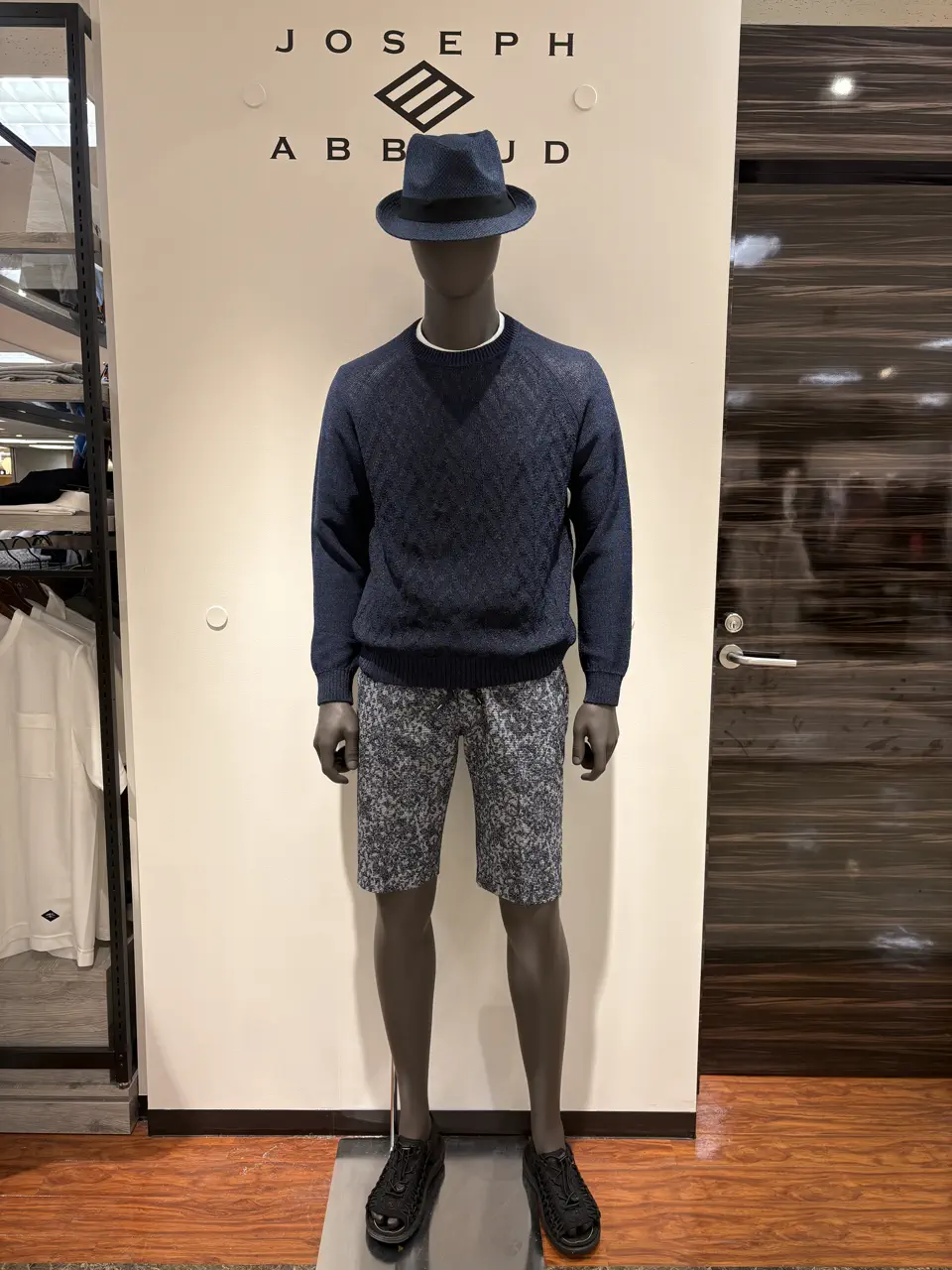  坪井 コーディネート画像