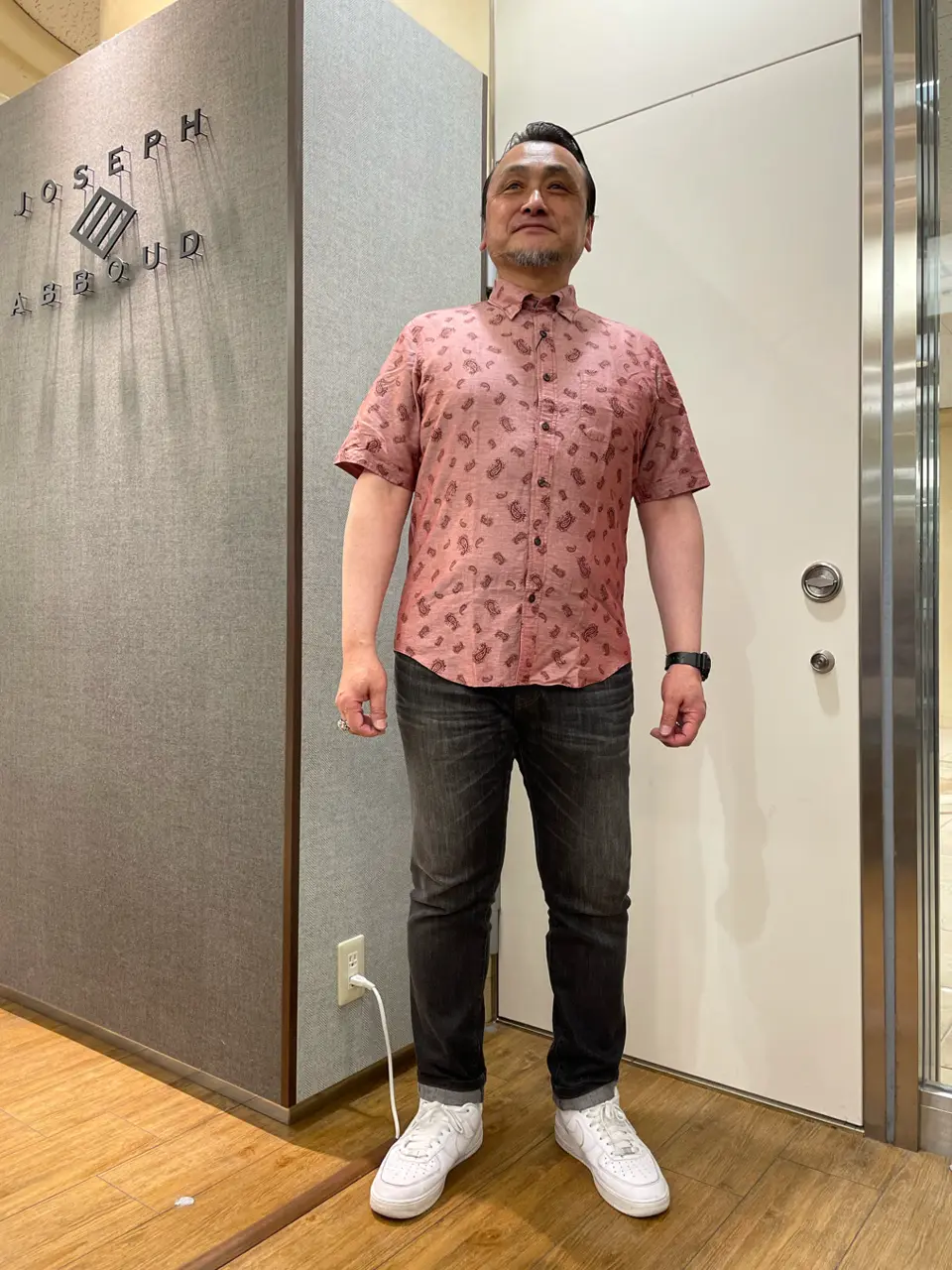 JOSEPH ABBOUD 辰見 コーディネート画像