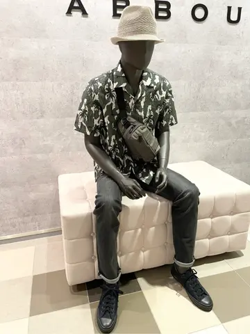 JOSEPH ABBOUD 東　 コーディネート画像