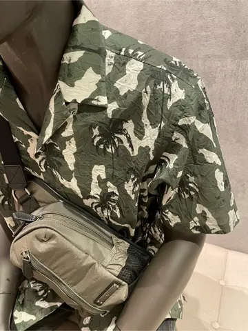 JOSEPH ABBOUD 東　 コーディネート画像