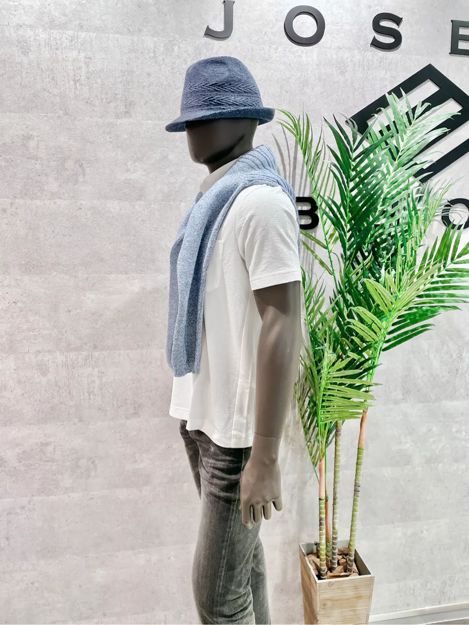 JOSEPH ABBOUD 二澤 コーディネート画像