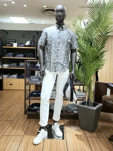 JOSEPH ABBOUD 中西 コーディネート画像