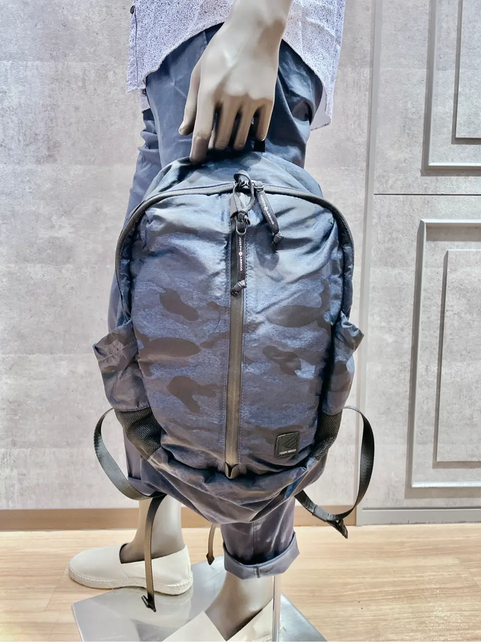 JOSEPH ABBOUD 二澤 コーディネート画像