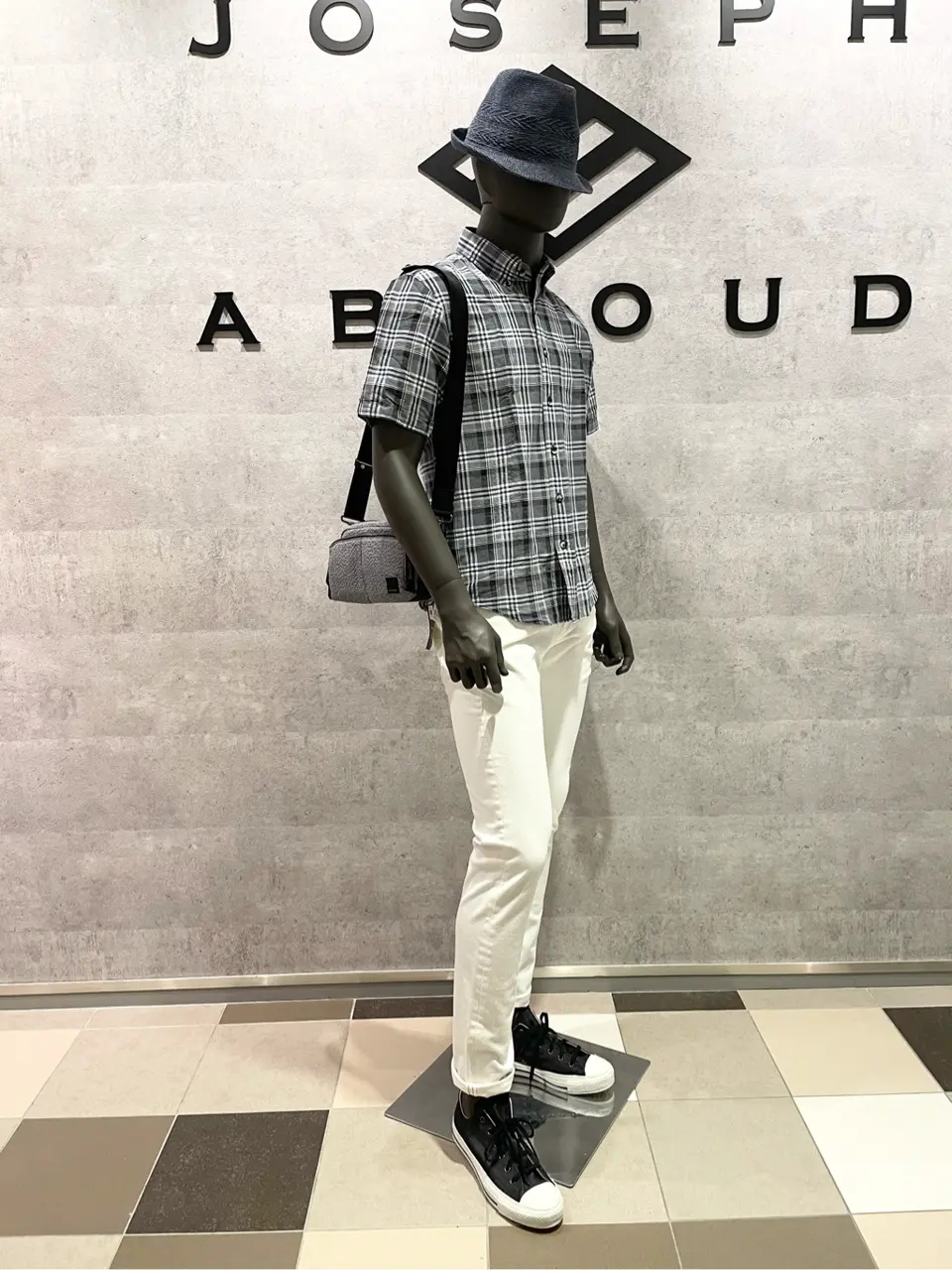  東　 コーディネート画像