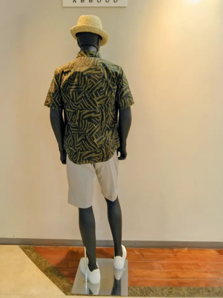 JOSEPH ABBOUD 　伊丹 コーディネート画像