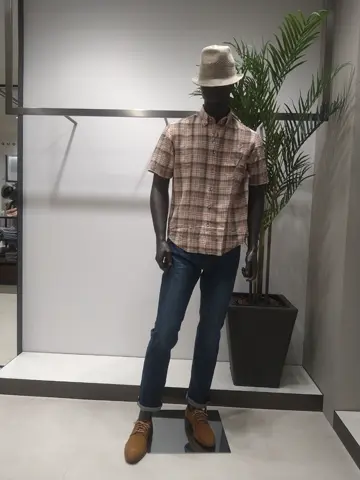 JOSEPH ABBOUD 重留 コーディネート画像