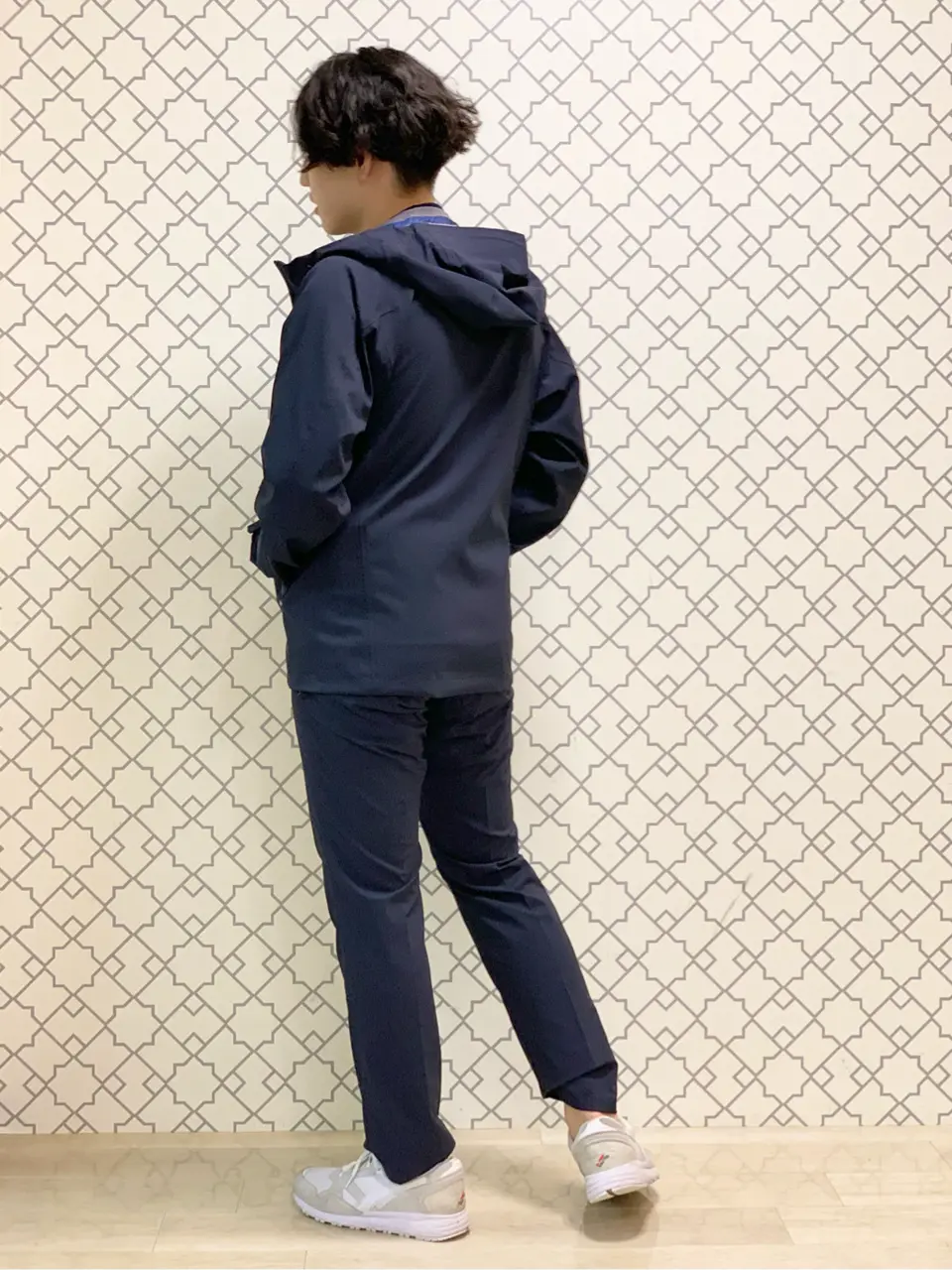 JOSEPH ABBOUD 板屋 コーディネート画像