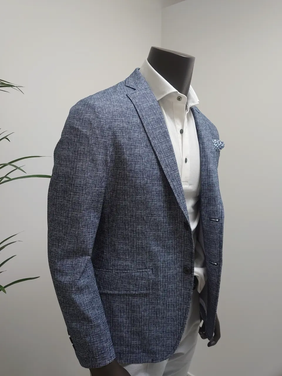 JOSEPH ABBOUD 石川 コーディネート画像