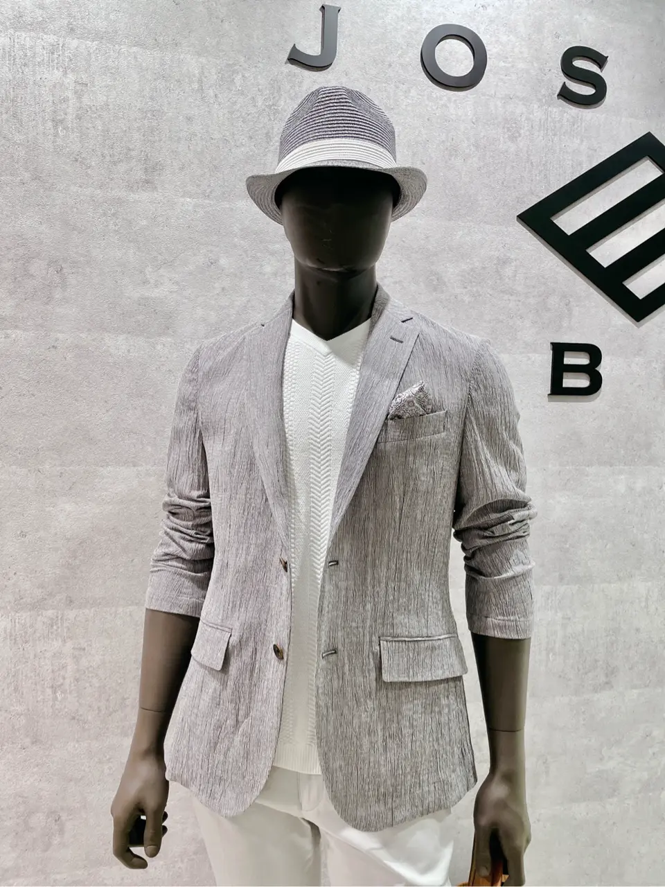 JOSEPH ABBOUD 二澤 コーディネート画像