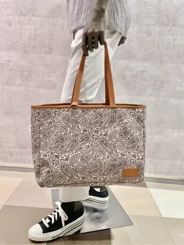 JOSEPH ABBOUD 二澤 コーディネート画像