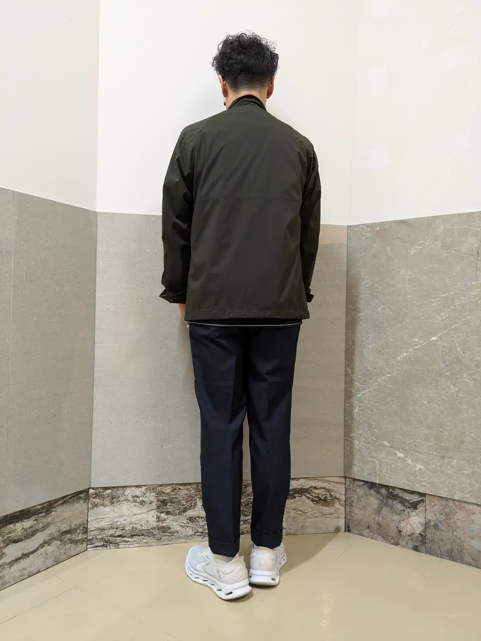 JOSEPH ABBOUD 橋場 コーディネート画像