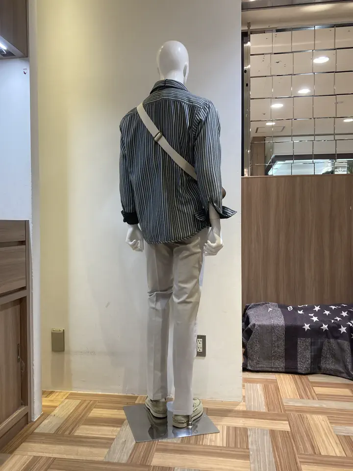 JOSEPH ABBOUD スタッフ コーディネート画像