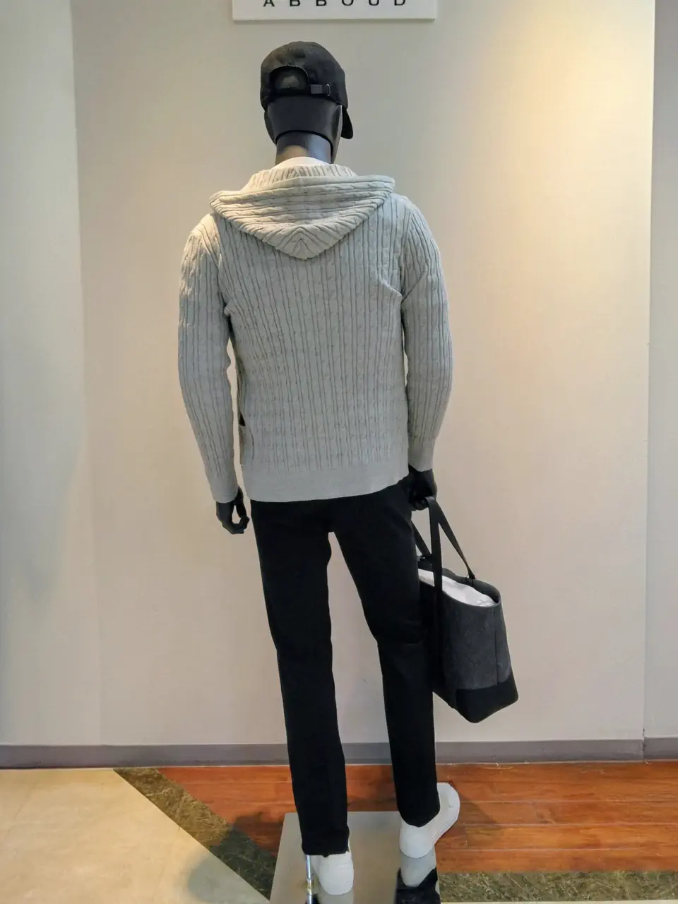 JOSEPH ABBOUD 　伊丹 コーディネート画像