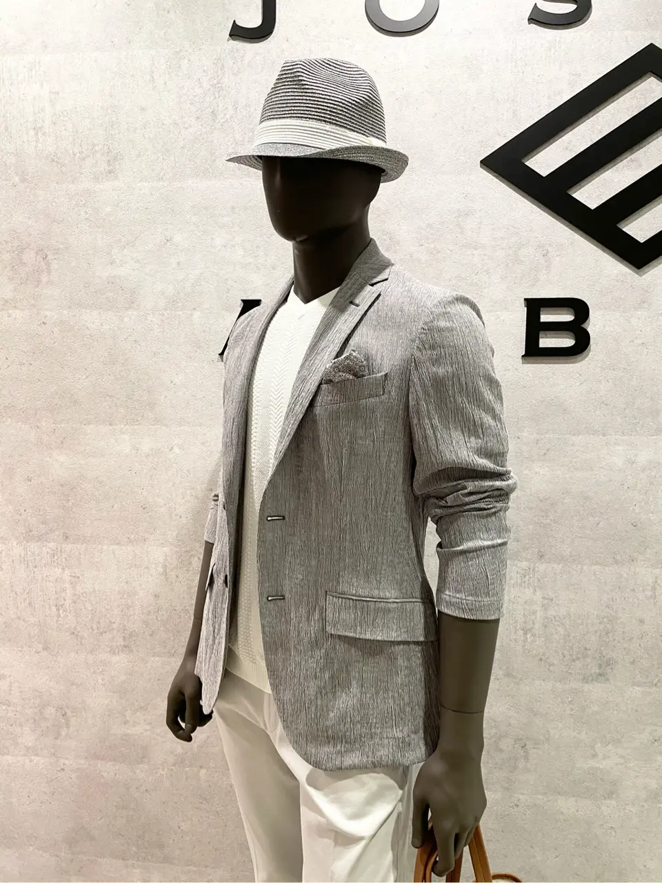 JOSEPH ABBOUD 東　 コーディネート画像