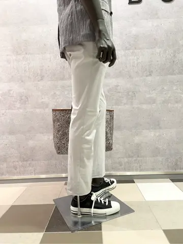 JOSEPH ABBOUD 東　 コーディネート画像