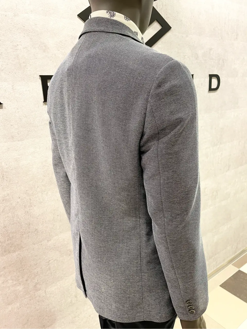 JOSEPH ABBOUD 東　 コーディネート画像