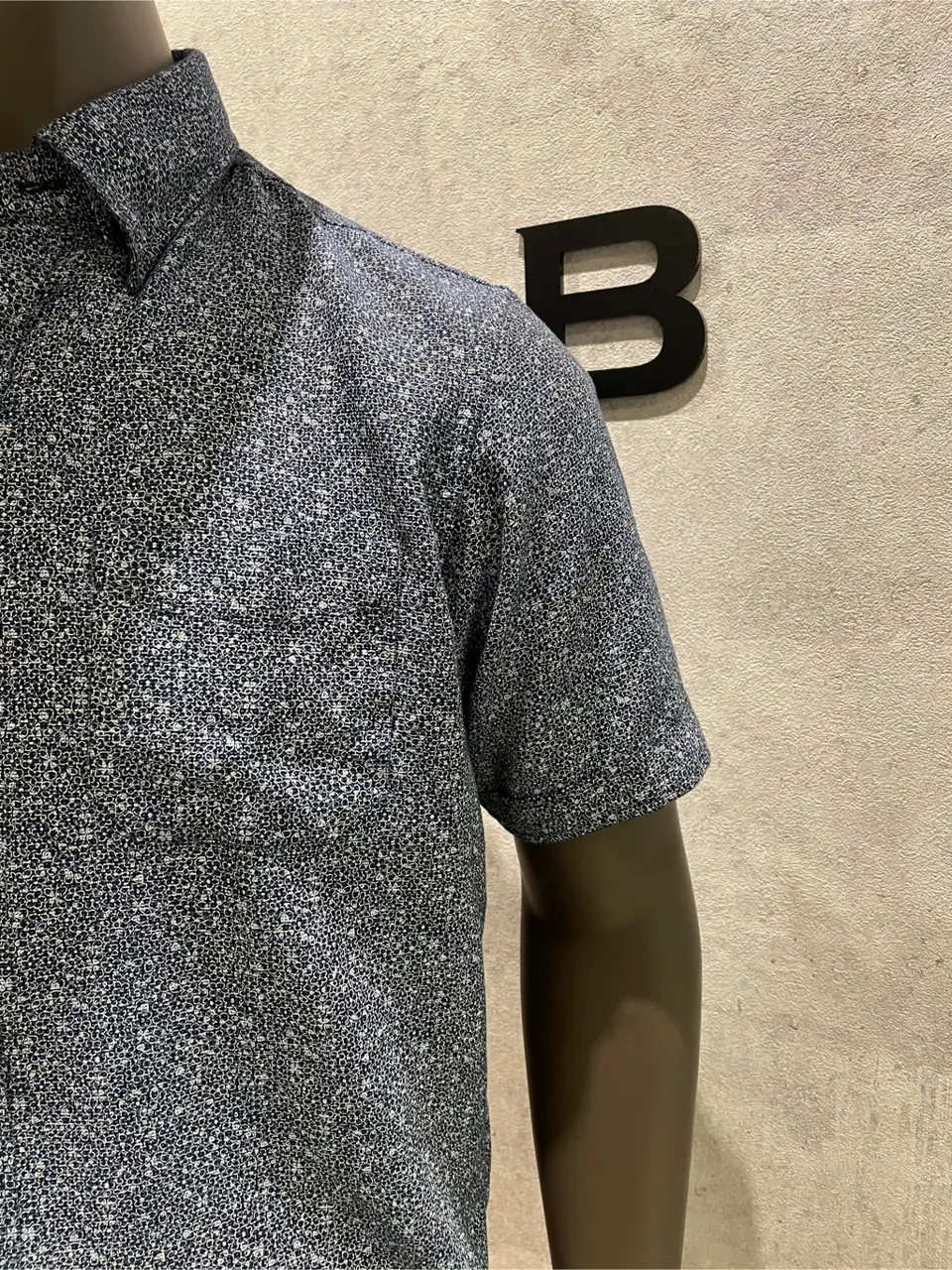 JOSEPH ABBOUD 東　 コーディネート画像