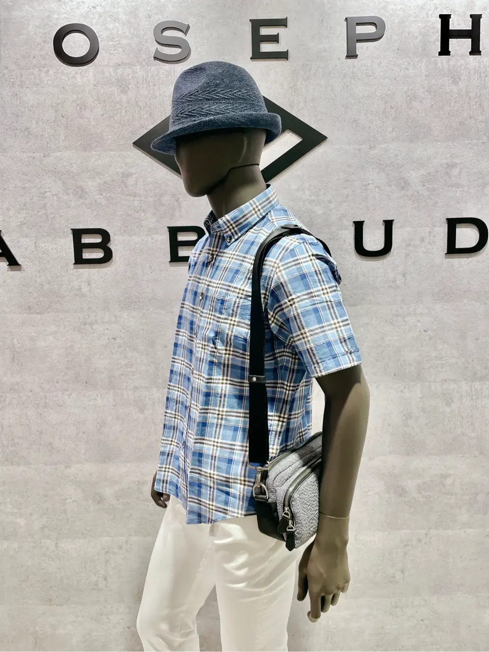 JOSEPH ABBOUD 二澤 コーディネート画像