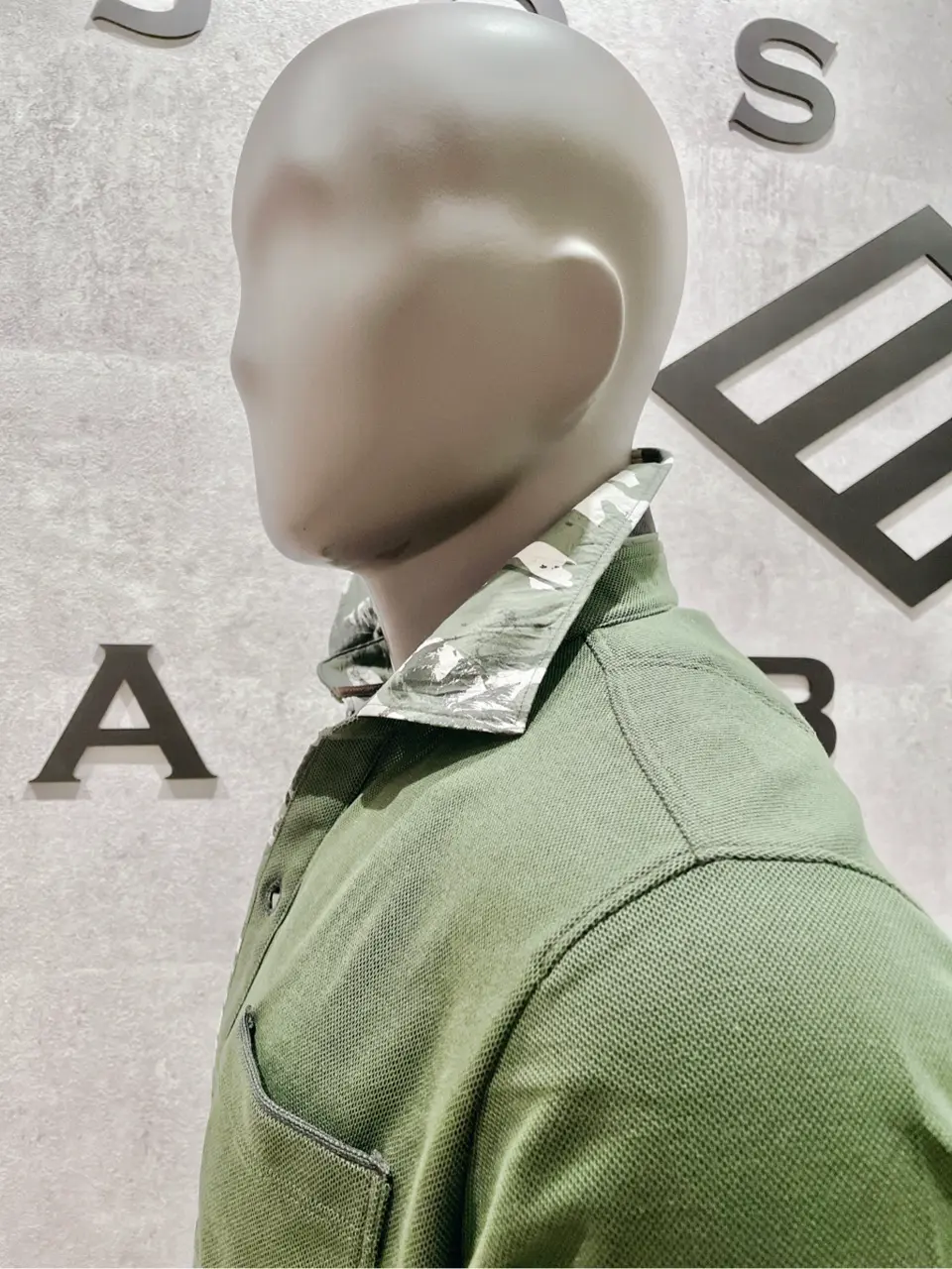 JOSEPH ABBOUD 二澤 コーディネート画像