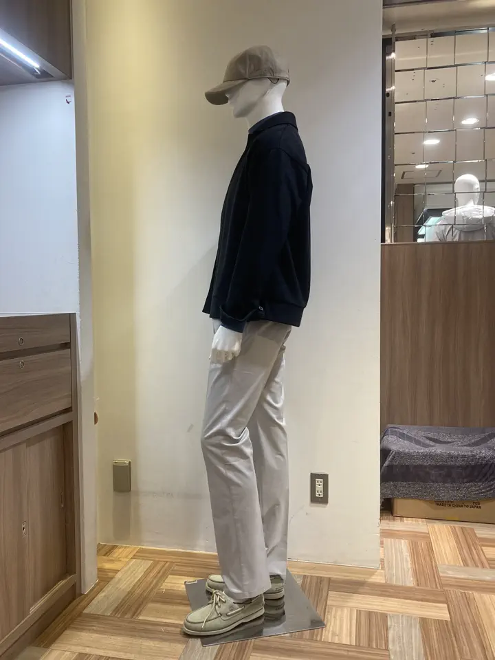 JOSEPH ABBOUD スタッフ コーディネート画像