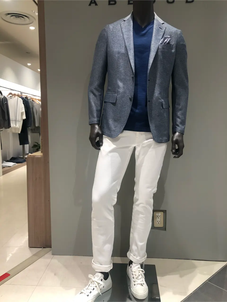 JOSEPH ABBOUD 川田 コーディネート画像